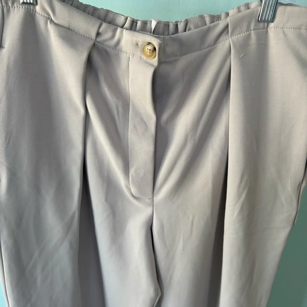 Free People Light Gray Pants with Metallic Accent